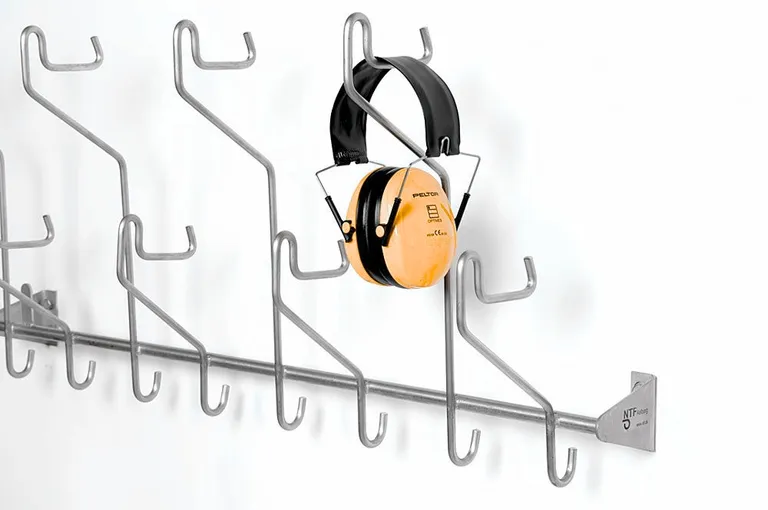 Knaggrekke til hørselvern/arbeidstøy