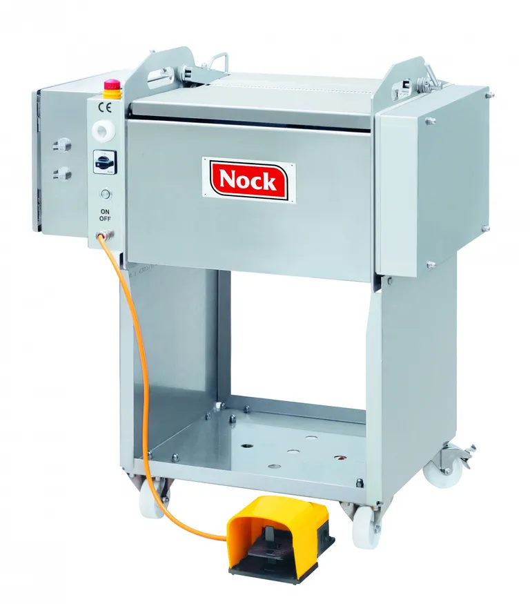 Nock Skinex S 420 bordmodell