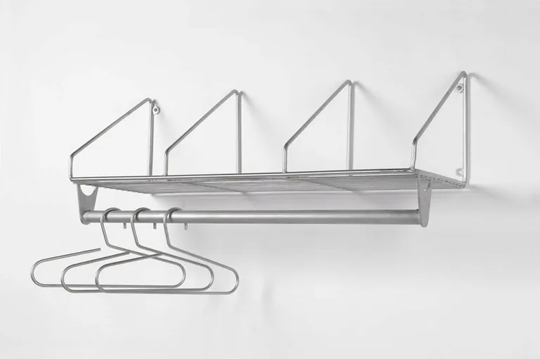 Hylle med stang for kleshengere, L:1200mm